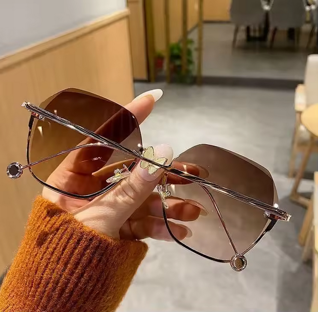 Women's New Design Rimless Cut-Edge Sunglasses with UV400 Protection Lens Gold Lightweight Frame for Outdoor  Women's New Design Rimless Cut-Edge Sunglasses with UV400 Protection Lens Gold Lightweight Frame for Outdoor