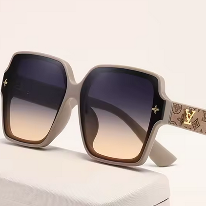 New Fashion Women's Sunglasses Luxury UV400 Small Fragrance Style Large Frame Lightweight Eyewear for Outdoor Sports